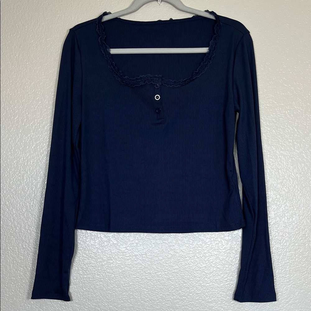 Navy Blue Women's Long Sleeve Top, size XL-3X